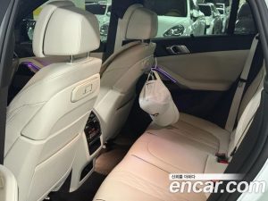BMW X6 xDrive40i M Sport 2025 года из Южной Кореи