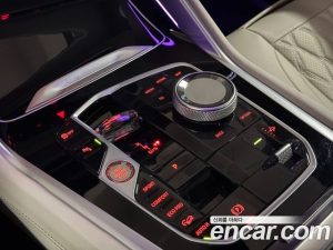 BMW X6 xDrive40i M Sport 2025 года из Южной Кореи