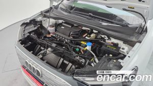 Audi Q4 e-tron 40 2023 года из Южной Кореи