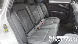 Audi Q4 e-tron 40 2023 года из Южной Кореи