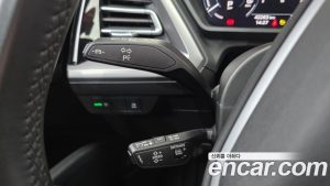 Audi Q4 e-tron 40 2023 года из Южной Кореи