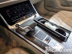 Audi A7 55 TFSI e 4WD Premium 2023 года из Южной Кореи