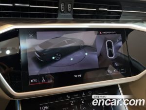 Audi A7 55 TFSI e 4WD Premium 2023 года из Южной Кореи