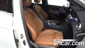 Mercedes-Benz GLC-Class GLC300 4MATIC Coupe 2023 года из Южной Кореи