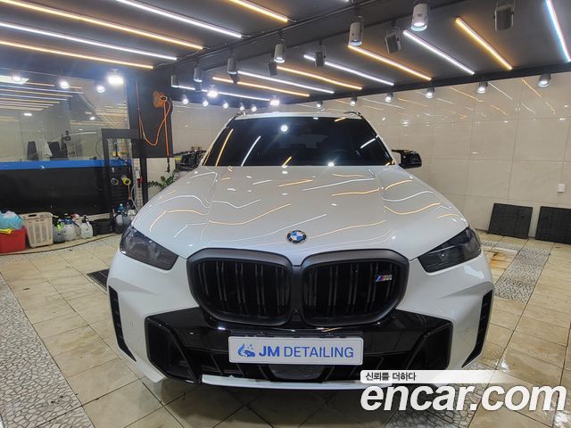 BMW X5 M60i 2024 года из Кореи