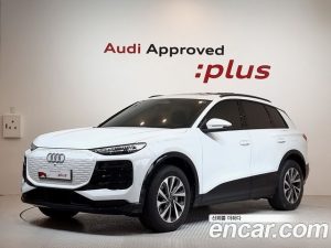 Audi Q6 e-tron Performance 2025 года из Южной Кореи
