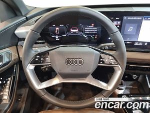 Audi Q6 e-tron Performance 2025 года из Южной Кореи