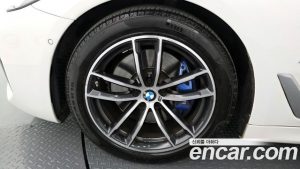 BMW 5-Series 520i M Sport 2023 года из Южной Кореи