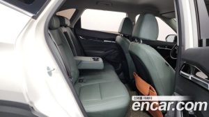 Kia Seltos Бензин 1.6 Turbo 2WD 2025 года из Южной Кореи
