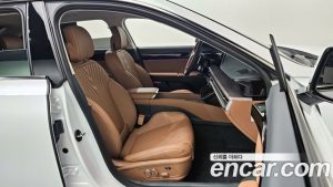 Hyundai Grandeur Calligraphy 2026 года из Южной Кореи