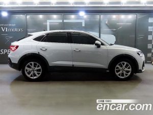 Audi Q3 40 TFSI 4WD Sportback 2024 года из Южной Кореи