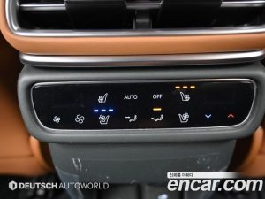 Genesis GV80 2.5T Бензин 2WD 2024 года из Южной Кореи