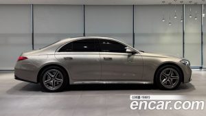 Mercedes-Benz S-Class S400 d 4MATIC 2023 года из Южной Кореи