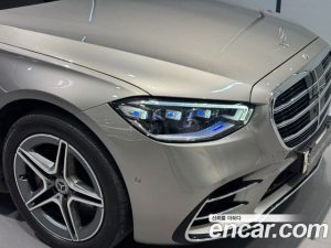 Mercedes-Benz S-Class S400 d 4MATIC 2023 года из Южной Кореи