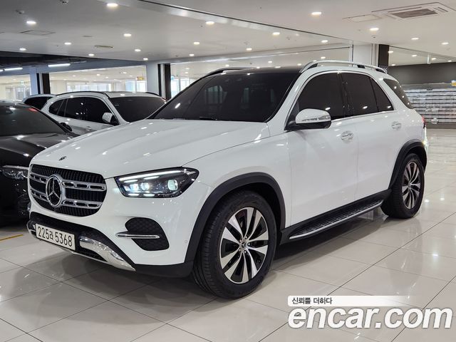 Mercedes-Benz GLE-Class GLE300d 4MATIC 2025 года из Кореи