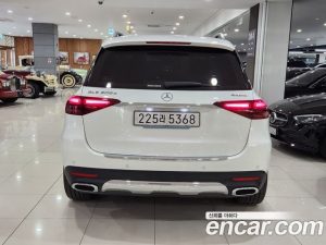 Mercedes-Benz GLE-Class GLE300d 4MATIC 2025 года из Южной Кореи