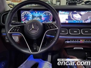 Mercedes-Benz GLE-Class GLE300d 4MATIC 2025 года из Южной Кореи