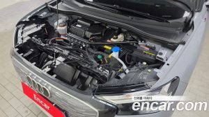 Audi Q4 e-tron 45 2025 года из Южной Кореи