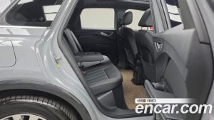 Audi Q4 e-tron 45 2025 года из Южной Кореи