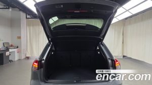 Audi Q4 e-tron 45 2025 года из Южной Кореи