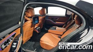Mercedes-Benz S-Class S500L 4MATIC 2023 года из Южной Кореи