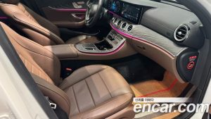 Mercedes-Benz E-Class E350 4MATIC Exclusive 2023 года из Южной Кореи
