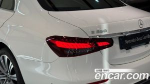 Mercedes-Benz E-Class E350 4MATIC Exclusive 2023 года из Южной Кореи