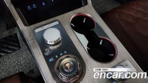 Genesis GV80 2.5T Бензин AWD 2024 года из Южной Кореи