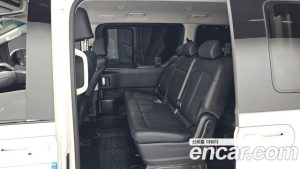 Hyundai Staria Tourer 9-Seater 2024 года из Южной Кореи