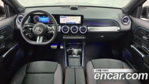 Mercedes-Benz GLB-Class GLB250 4MATIC 2025 года из Южной Кореи