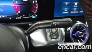 Mercedes-Benz GLB-Class GLB250 4MATIC 2025 года из Южной Кореи