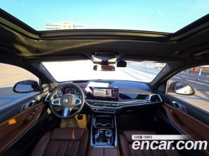 BMW X7 xDrive 40i M Sport 6 2024 года из Южной Кореи
