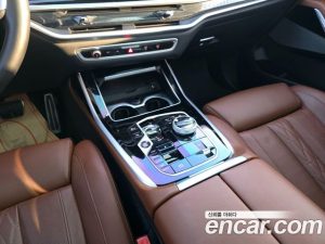 BMW X7 xDrive 40i M Sport 6 2024 года из Южной Кореи