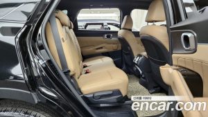Kia Sorento Бензин 2.5T 4WD 2025 года из Южной Кореи