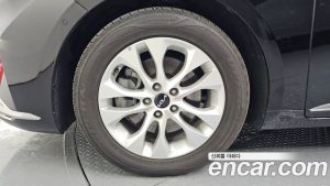 Kia K8 2.5 Бензин 2WD 2024 года из Южной Кореи
