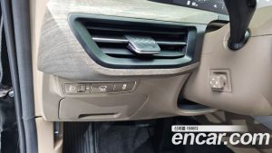 Kia K8 2.5 Бензин 2WD 2024 года из Южной Кореи