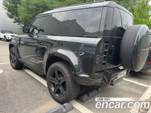 Land Rover Defender 90 D250 SE 2023 года из Южной Кореи