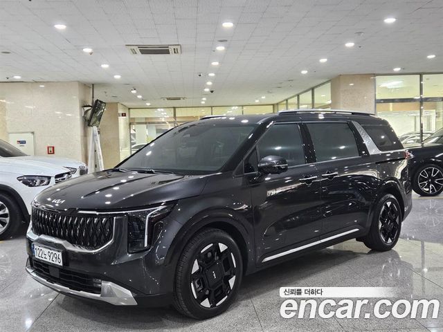 Kia Canival Бензин 7-Seater на открытом воздухе 2025 года из Кореи