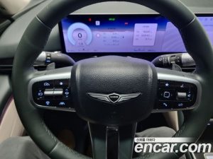 Genesis GV80 2.5T Бензин AWD 2024 года из Южной Кореи