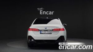 BMW 5-Series 520i M Sport 2025 года из Южной Кореи