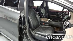 Mercedes-Benz EQS EQS450 4MATIC 2023 года из Южной Кореи
