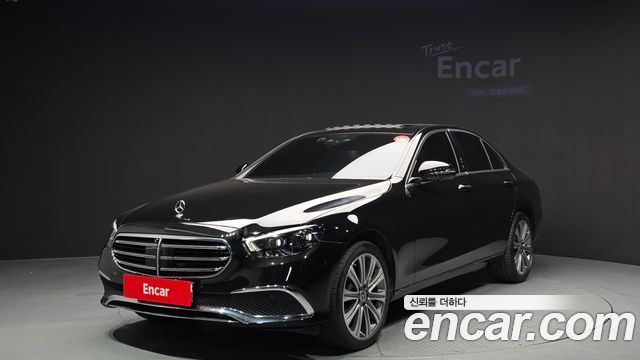 Mercedes-Benz E-Class E350 4MATIC Exclusive 2023 года из Кореи