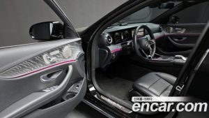Mercedes-Benz E-Class E350 4MATIC Exclusive 2023 года из Южной Кореи