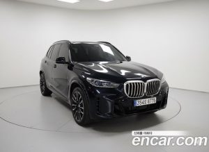 BMW X5 xDrive 40i M Sport 2024 года из Южной Кореи