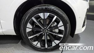 Volvo XC60 B5 Ultra темный Air Air Suspension 2026 года из Южной Кореи