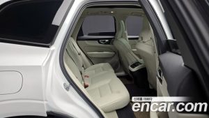 Volvo XC60 B5 Ultra темный Air Air Suspension 2026 года из Южной Кореи