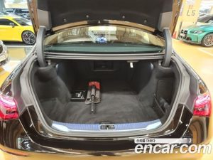 Mercedes-Benz S-Class S350 d 4MATIC 2025 года из Южной Кореи