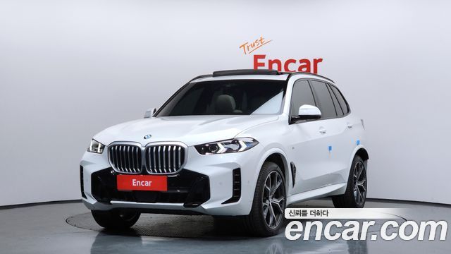 BMW X5 xDrive 40i M Sport 2025 года из Кореи