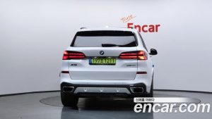 BMW X5 xDrive 40i M Sport 2025 года из Южной Кореи