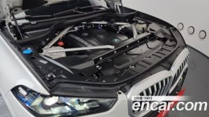 BMW X5 xDrive 40i M Sport 2025 года из Южной Кореи